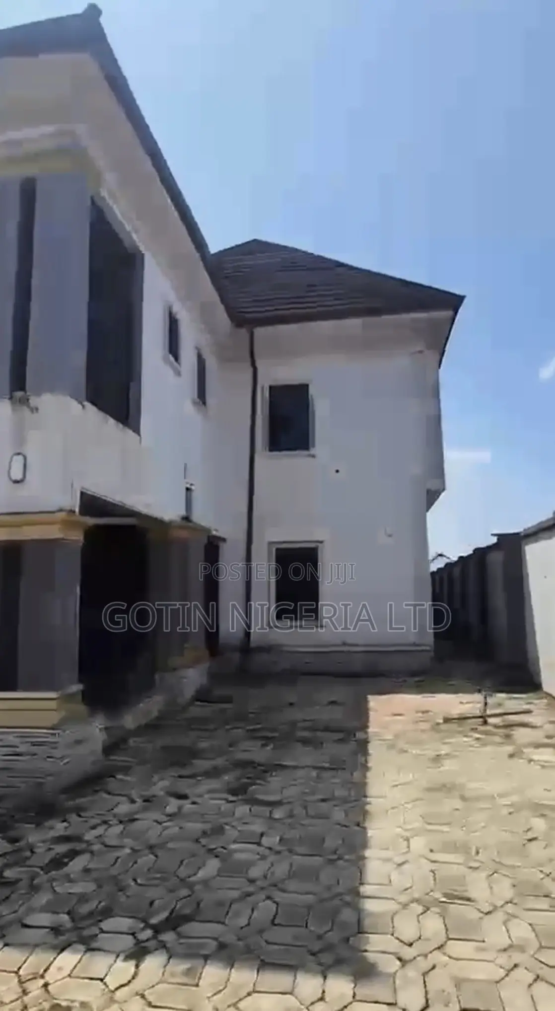 3bdrm Block of Flats in Benin City for sale