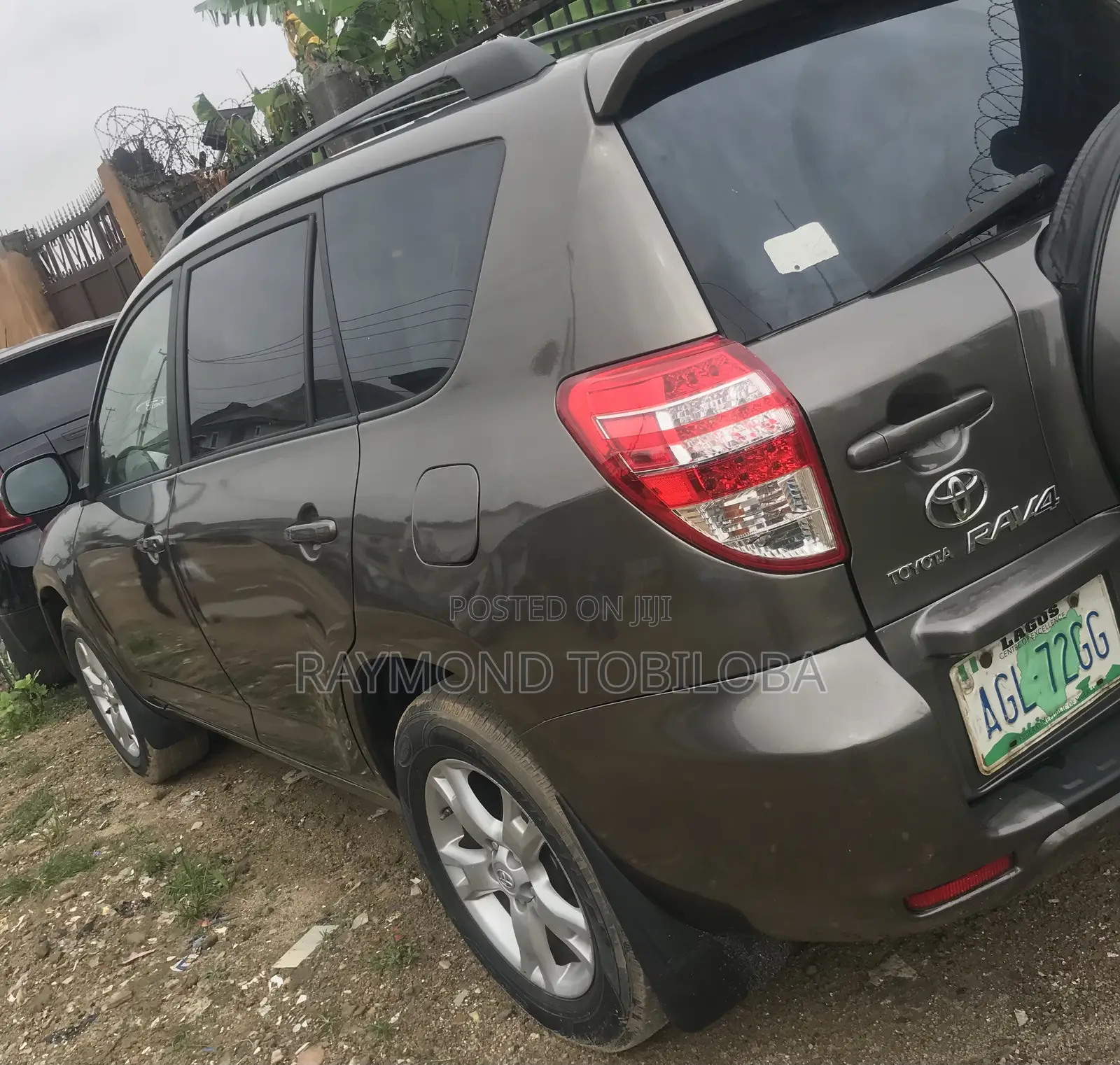 Toyota RAV4 2010 Gray