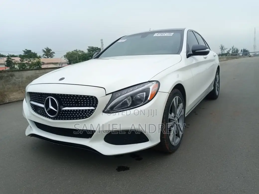 Mercedes-Benz C300 Luxury 4Matic Sedan AWD (2.0L 4cyl 7A) 2016 White