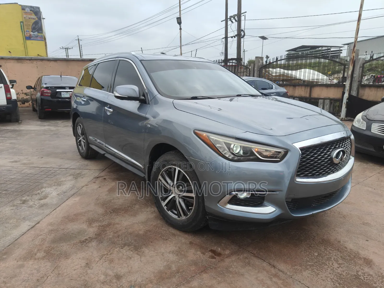 Infiniti QX60 2017 Green