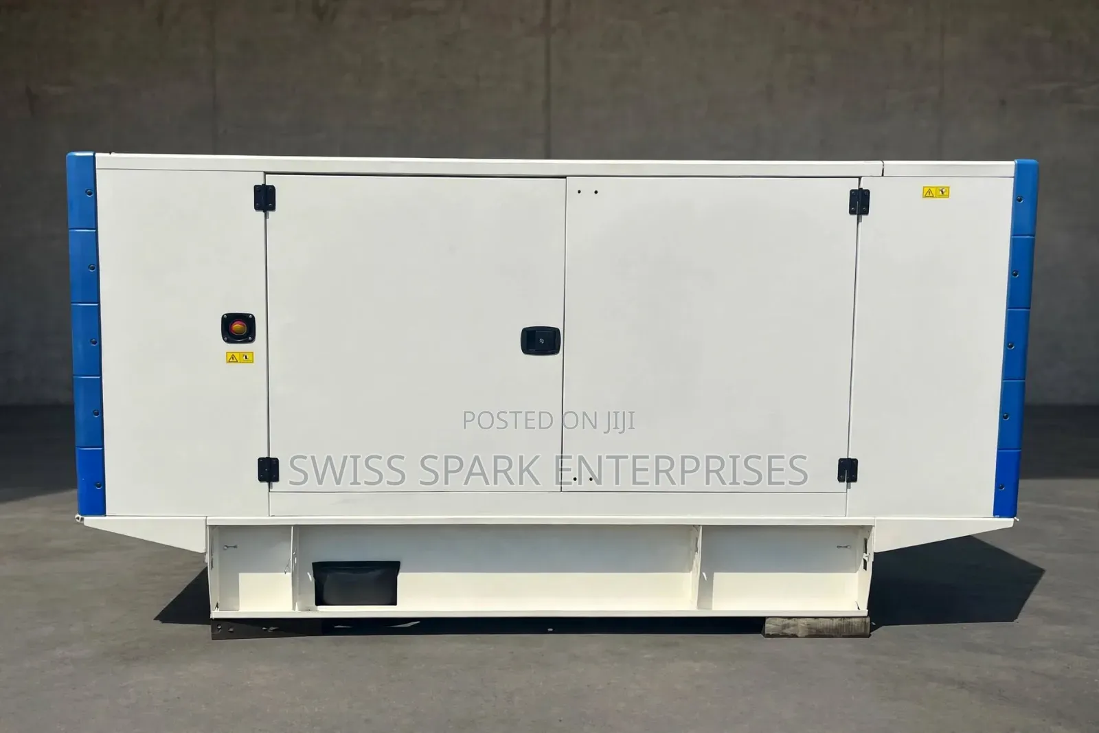 220KVA FG Wilson P220-3 Perkins Diesel Generator - Super Silent