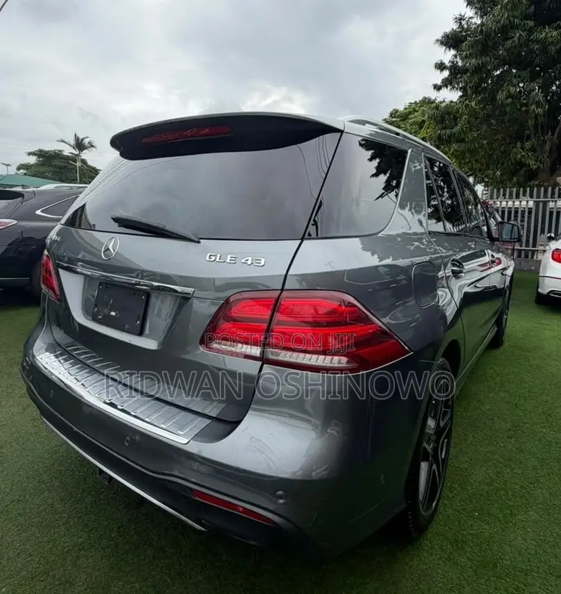 Mercedes-Benz GLE-Class AMG GLE 43 4MATIC 2018 Gray