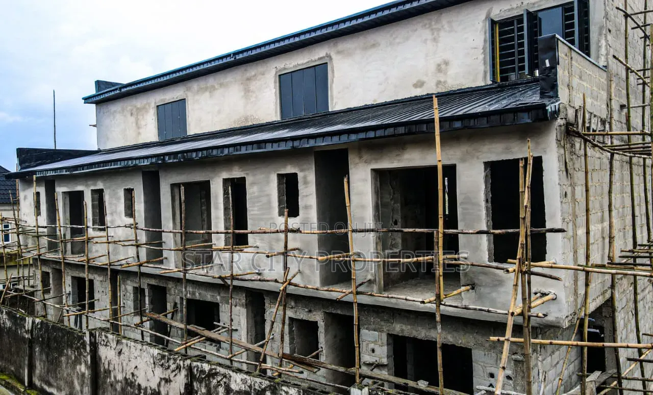 4bdrm Townhouse/Terrace in Unity Estate, Ogba GRA for sale