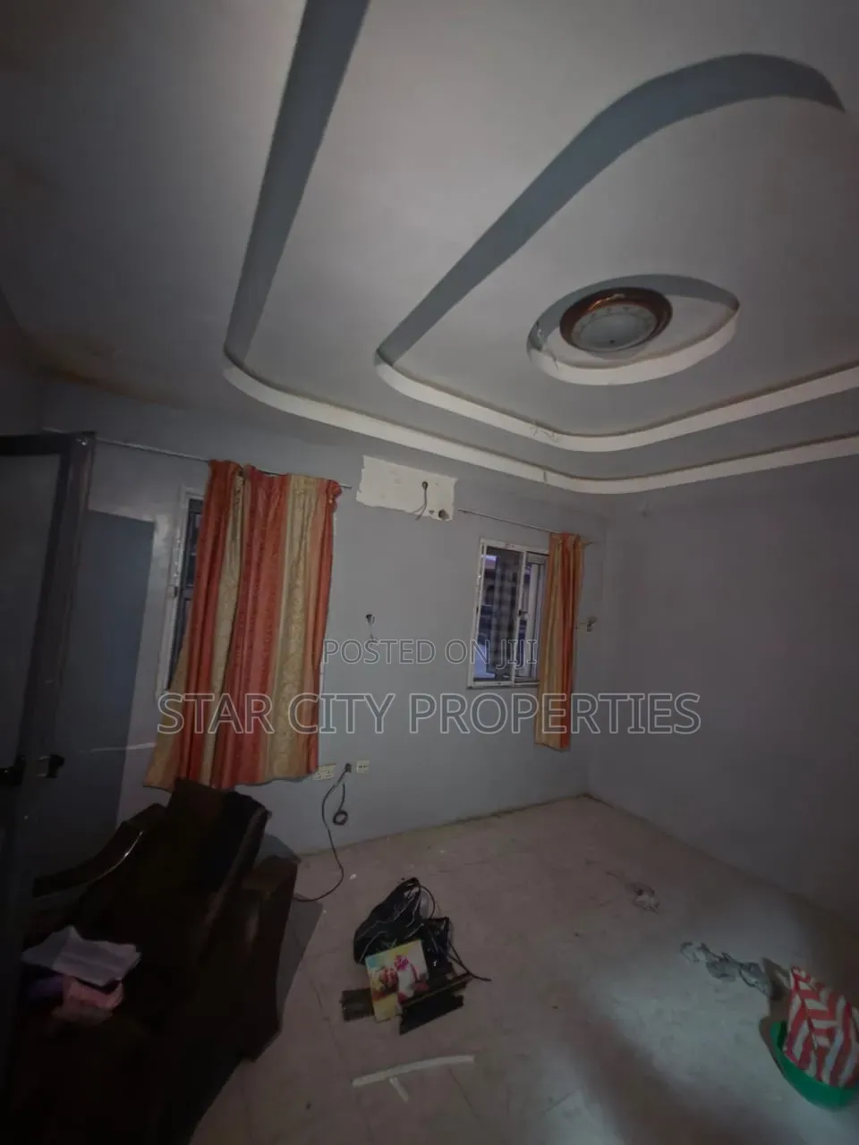 4bdrm Townhouse / Terrace in Omole Phase 2 for rent
