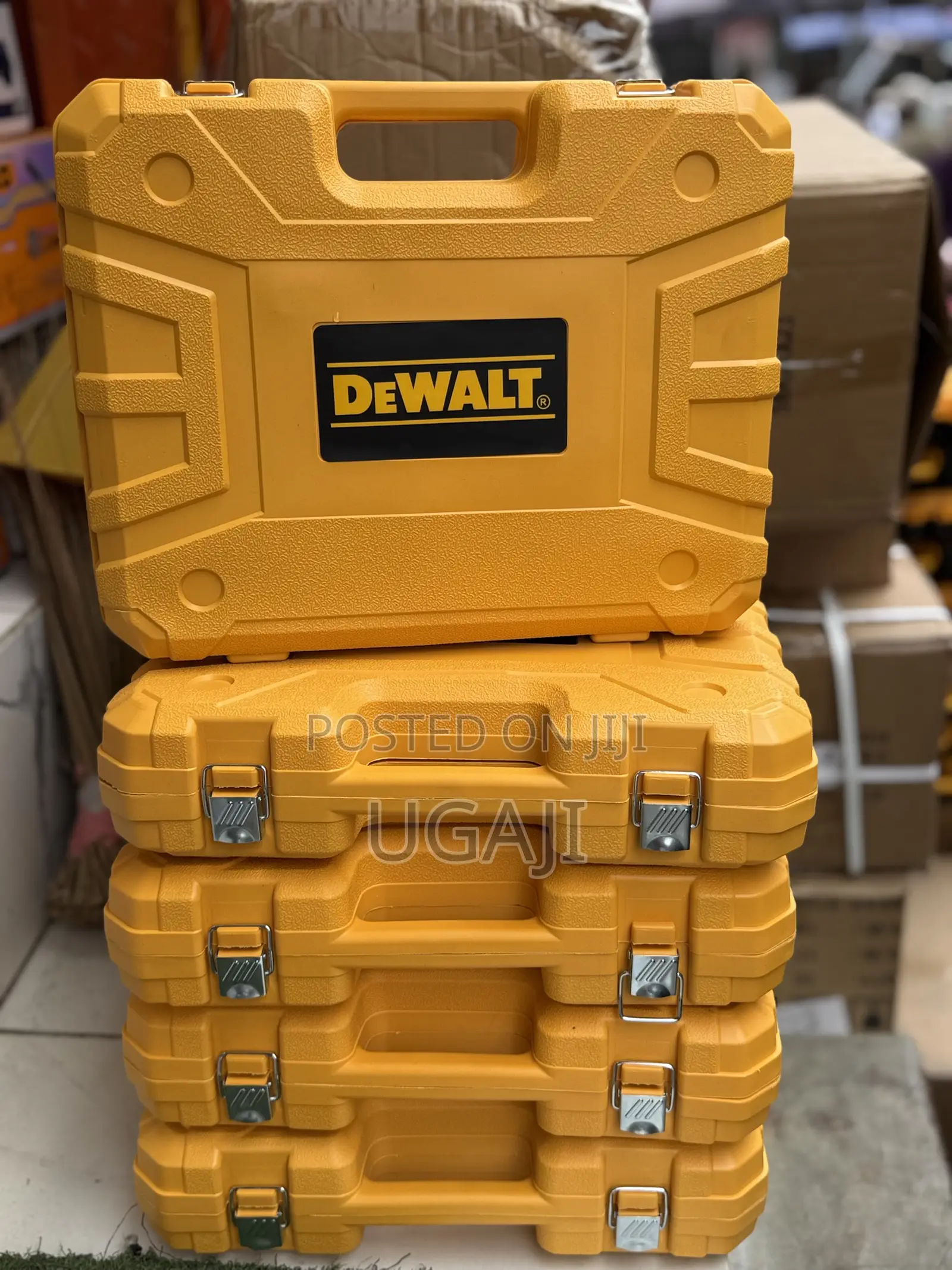 Dewalt Drilling Machines and 118pcs Tools Set