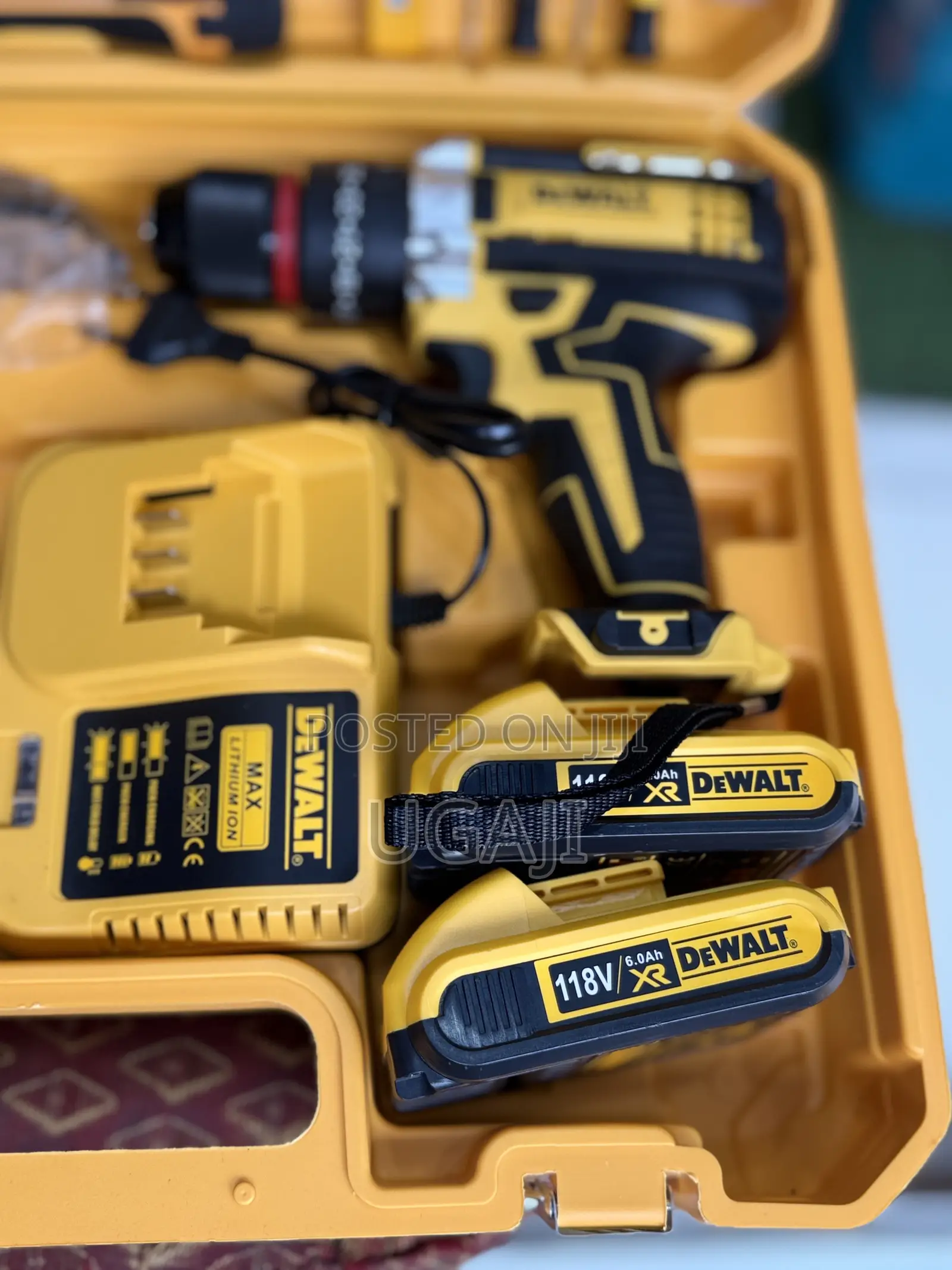 Dewalt Drilling Machines and 118pcs Tools Set
