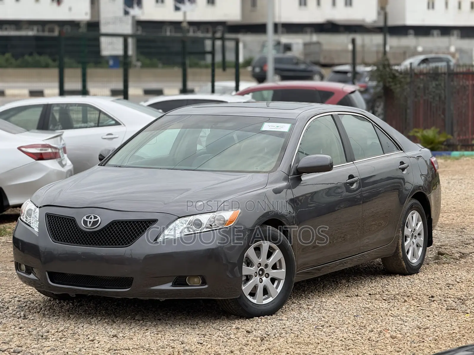 Toyota Camry XLE V6 4dr Sedan (3.5L 6cyl 6AM) 2009 Gray
