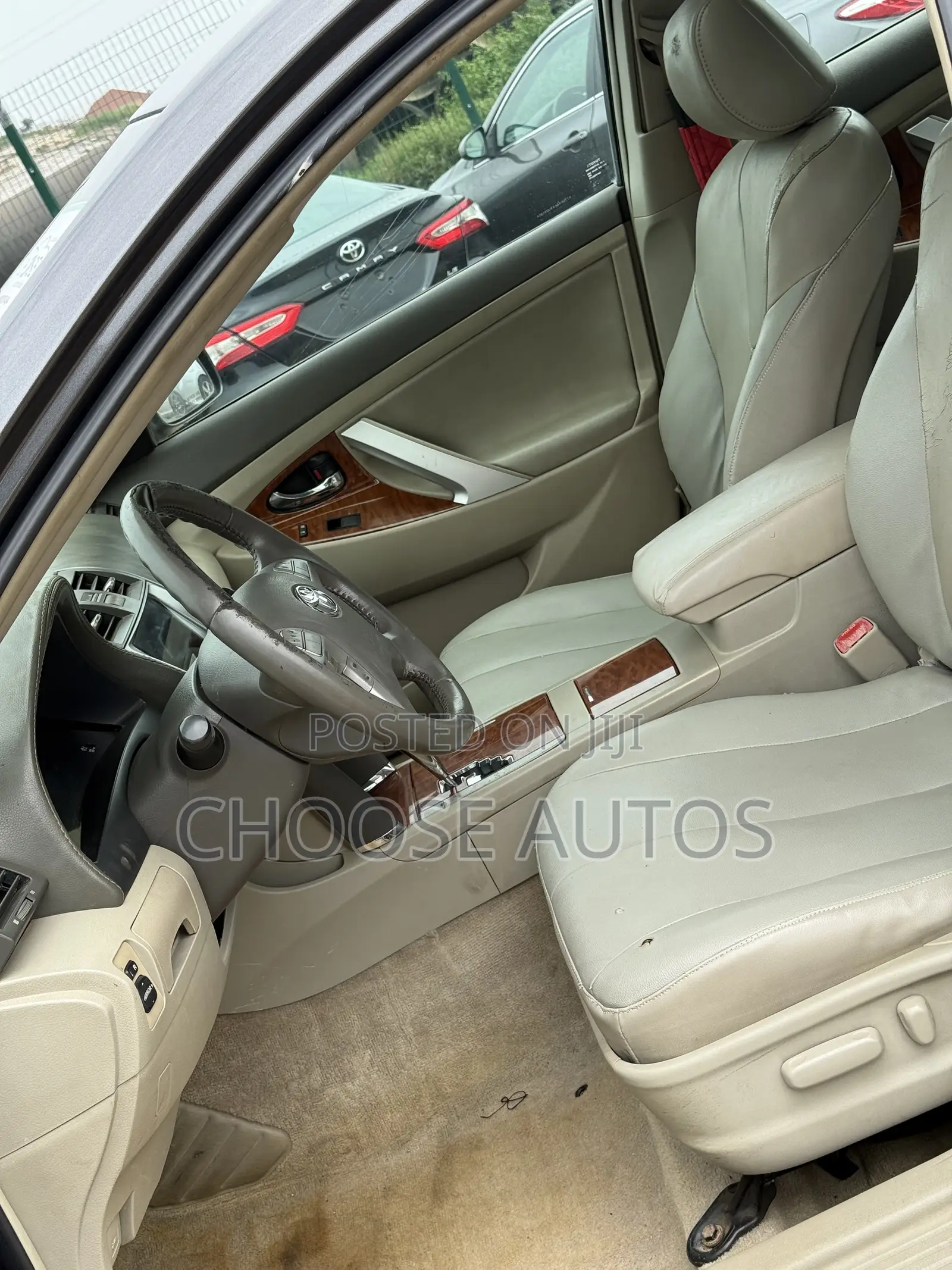 Toyota Camry XLE V6 4dr Sedan (3.5L 6cyl 6AM) 2009 Gray