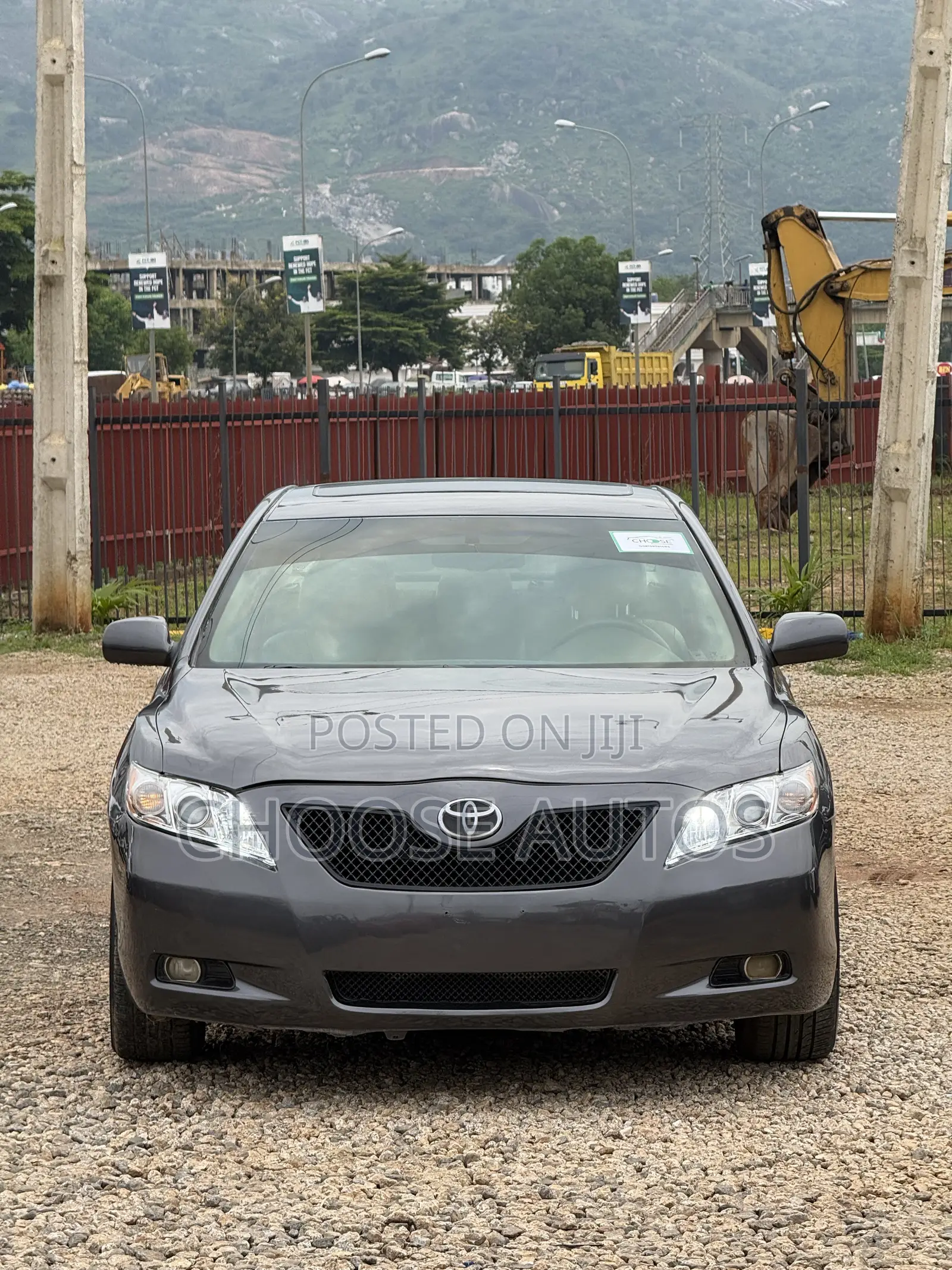 Toyota Camry XLE V6 4dr Sedan (3.5L 6cyl 6AM) 2009 Gray