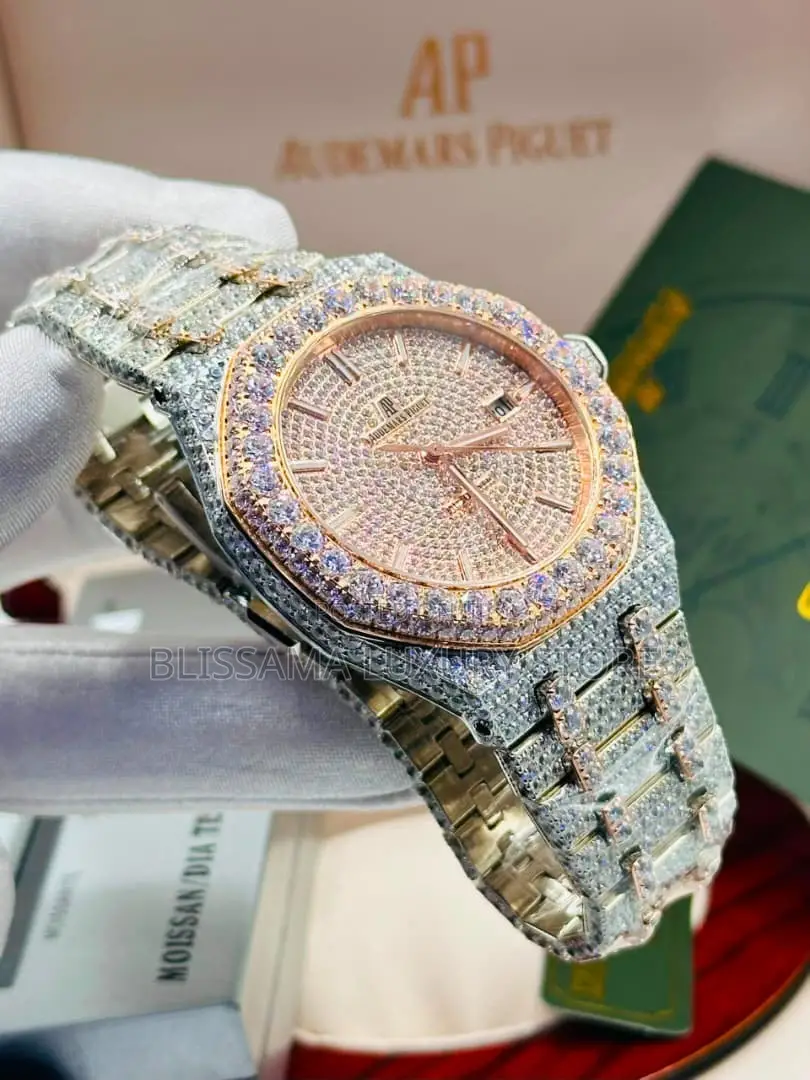 Audemars Pigeut Premium Luxury Full Ice Non Tarnish Durable Wristwatch
