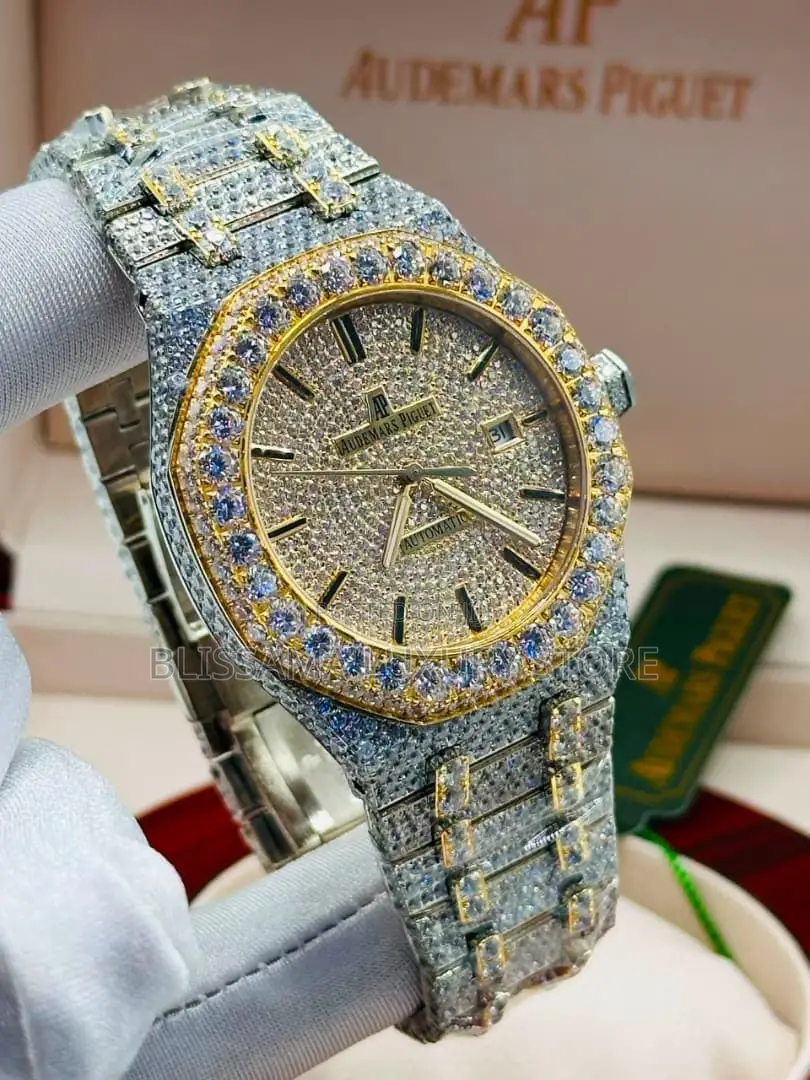 Audemars Pigeut Premium Luxury Full Ice Non Tarnish Durable Wristwatch