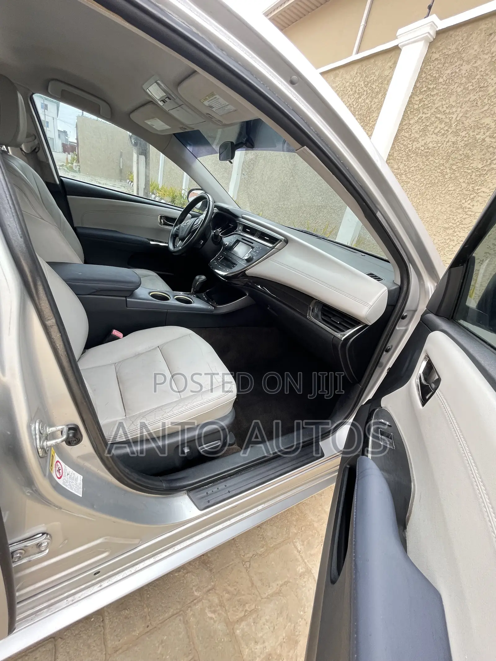 Toyota Avalon 2013 Silver