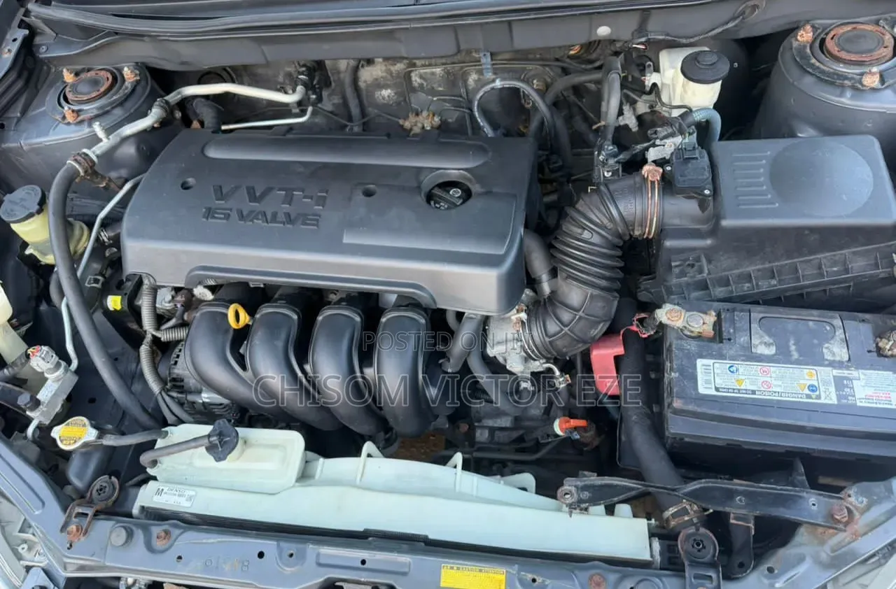 Toyota Matrix XR Hatchback FWD (1.8L 4cyl 4A) 2008 Gray