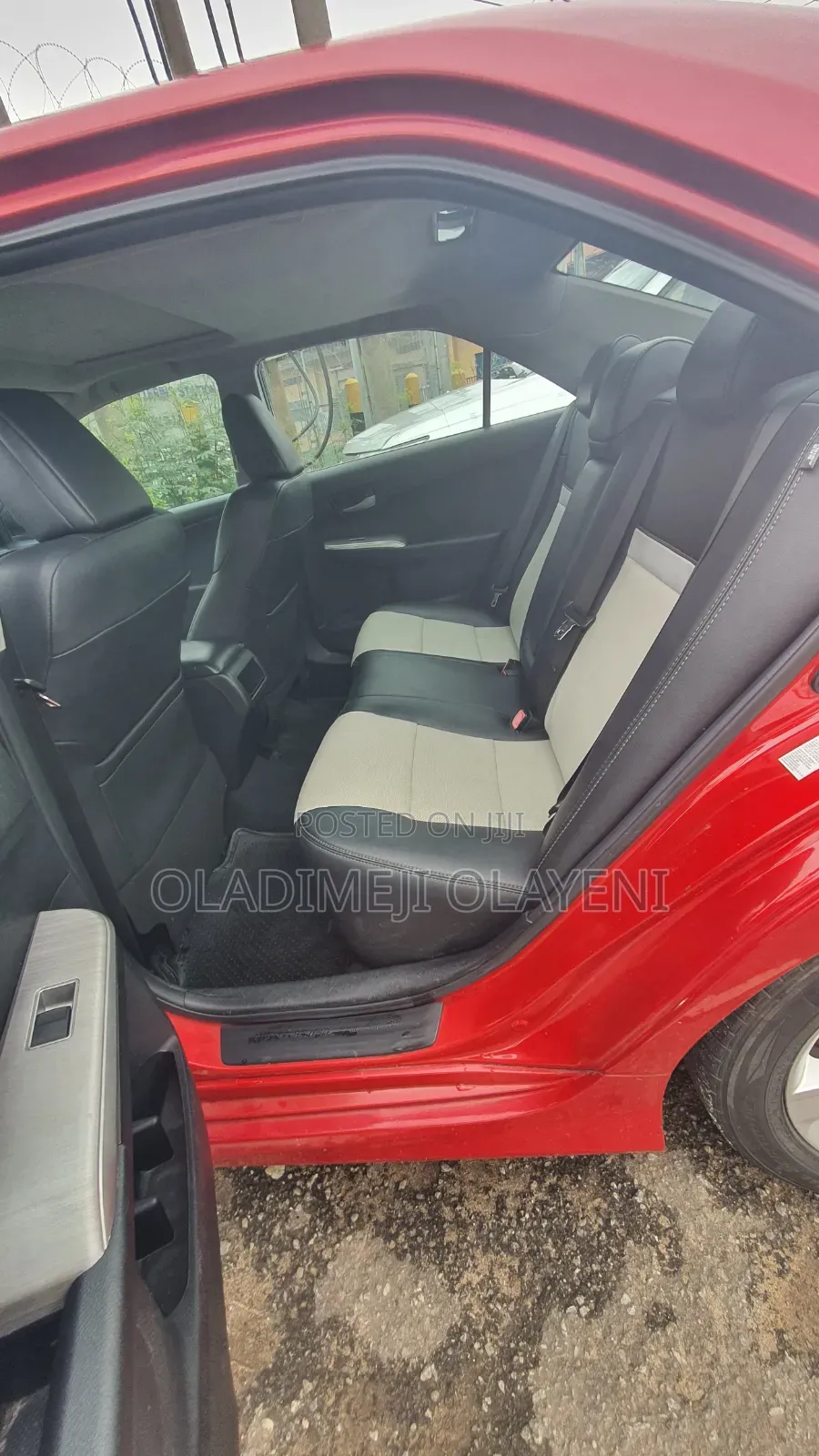 Toyota Camry SE 4dr Sedan (2.5L 4cyl 6A) 2012 Red