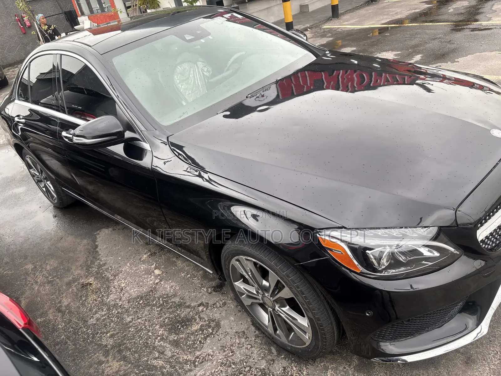 Mercedes-Benz C300 2016 Black