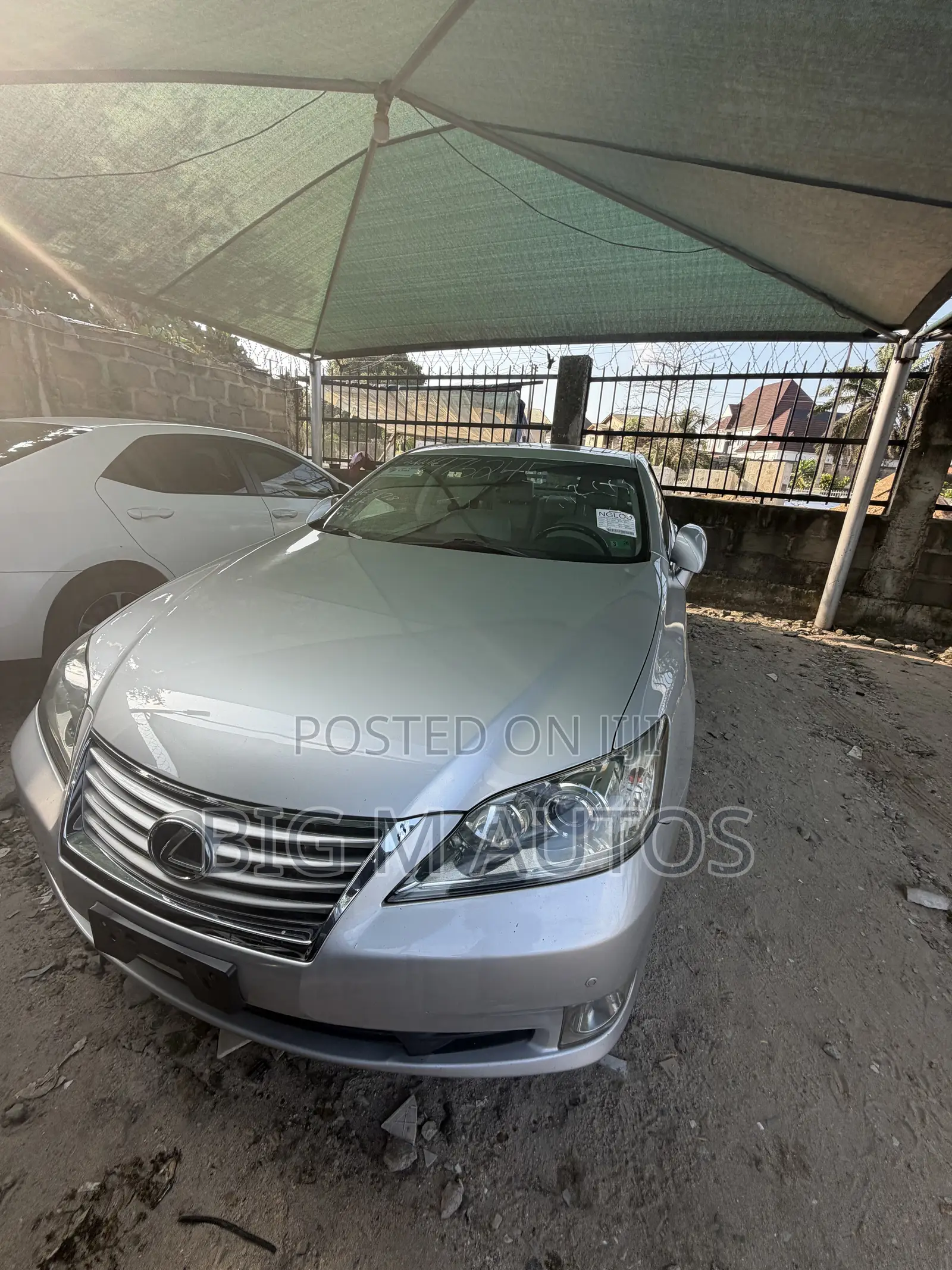 Lexus ES 2012 Silver