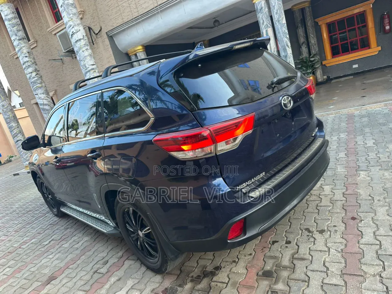 Toyota Highlander XLE V6 4x2 (3.5L 6cyl 6A) 2016 Gray