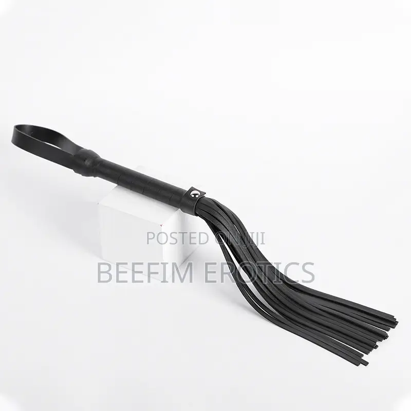 Leather Flogger Soft Multi-Tail Sex Whip With Wrist Loop BDSM Whip