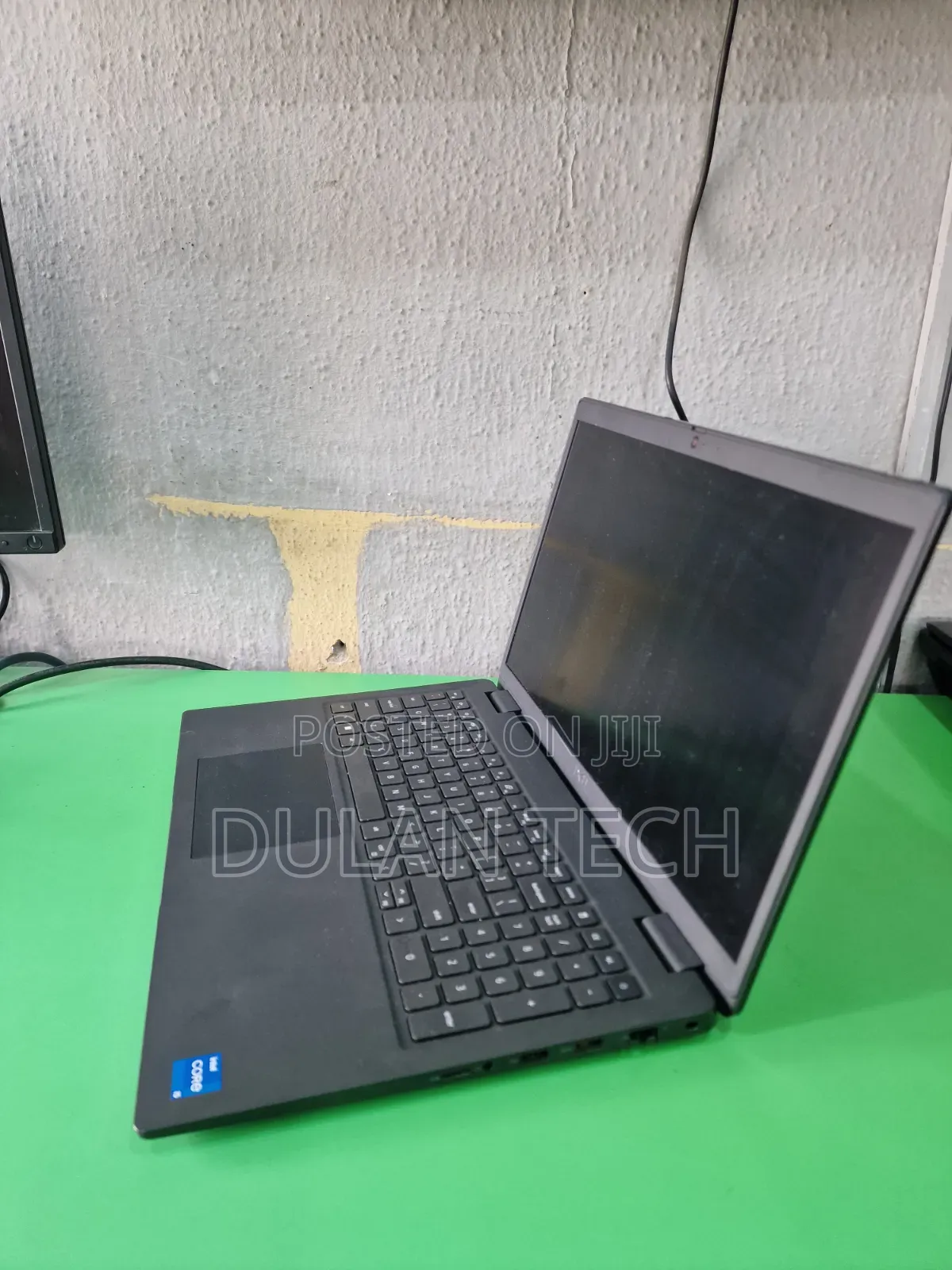 Laptop Dell Latitude 3520 8GB Intel Core i5 SSD 256GB
