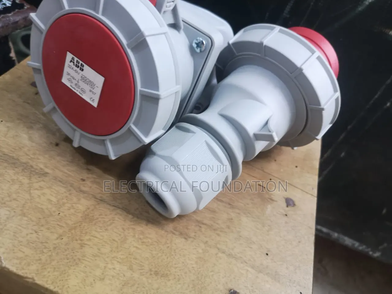 32amps (3 Phase ) Industrial Socket 5 Pin (ABB)