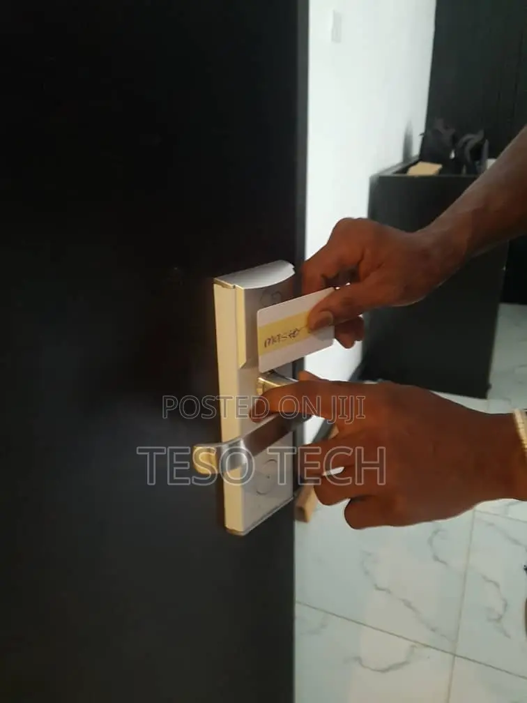 Book Now for Card Lock Installation – Reliable & Fast