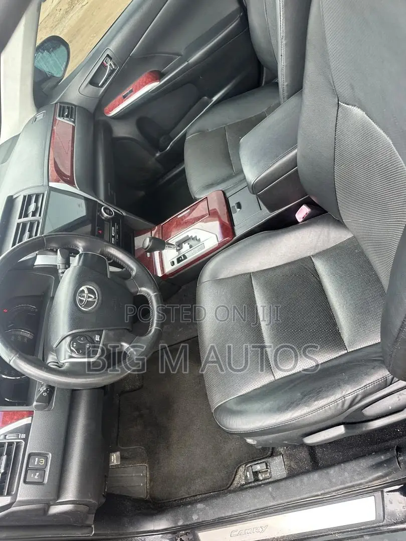 Toyota Camry 2013 Black