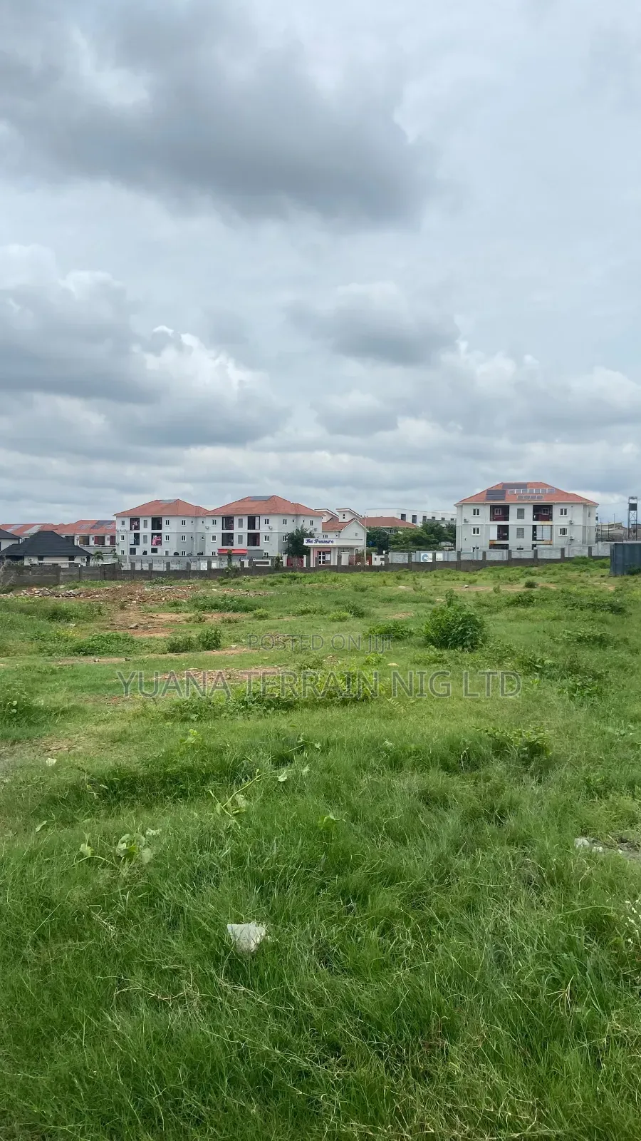 4bdrm Duplex in Mary Louise Estate, Karmo for sale