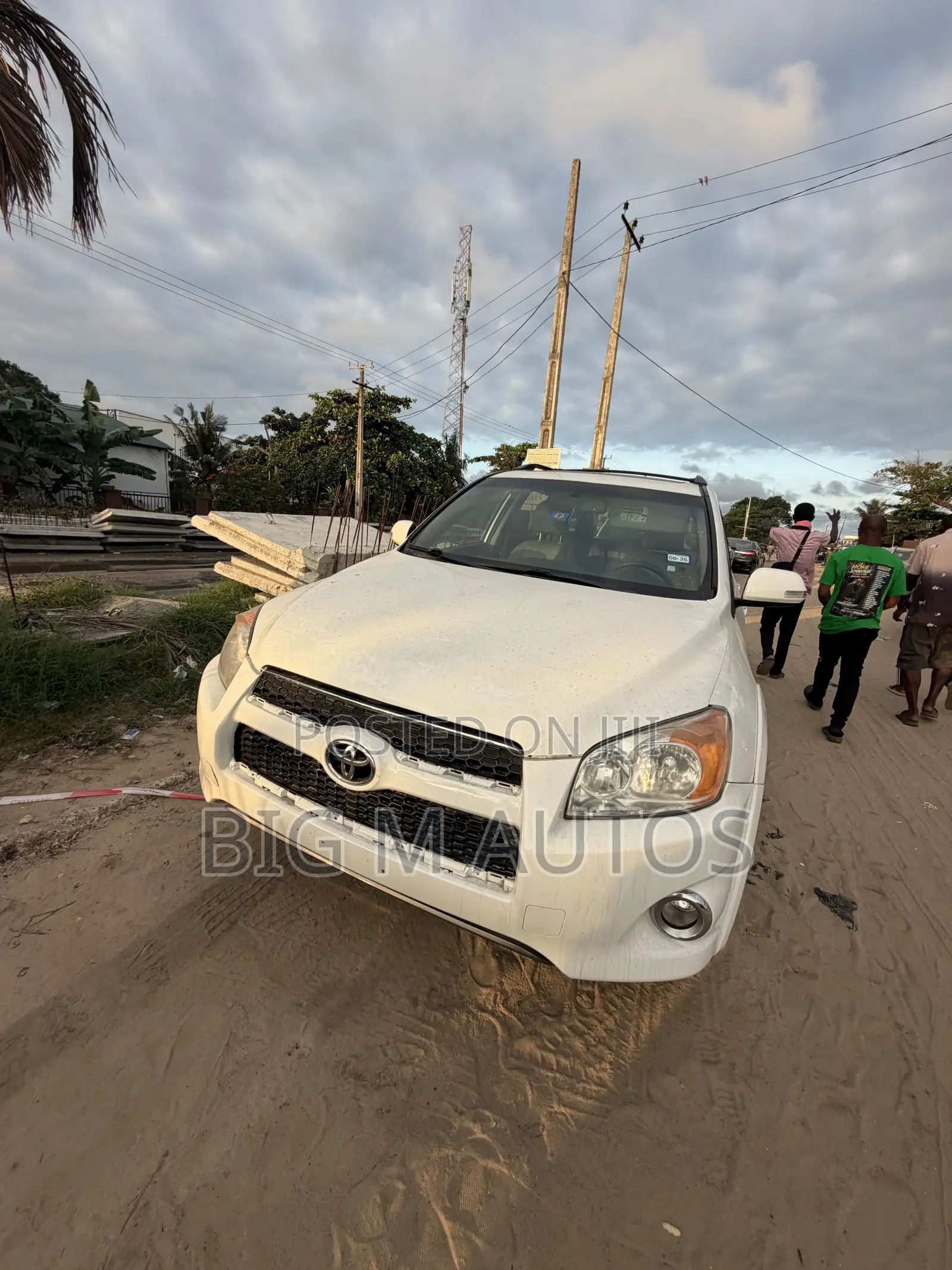 Toyota RAV4 2011 White