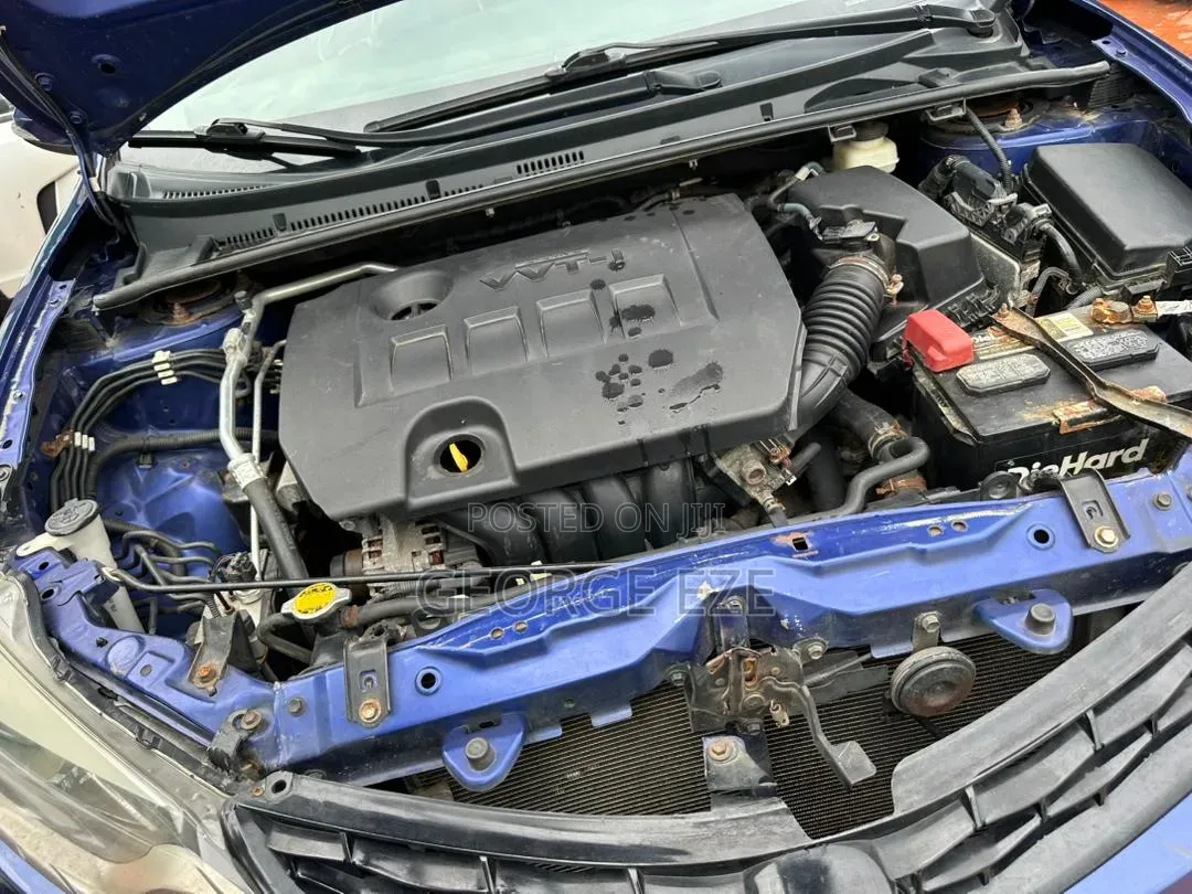 Toyota Corolla 2016 Blue