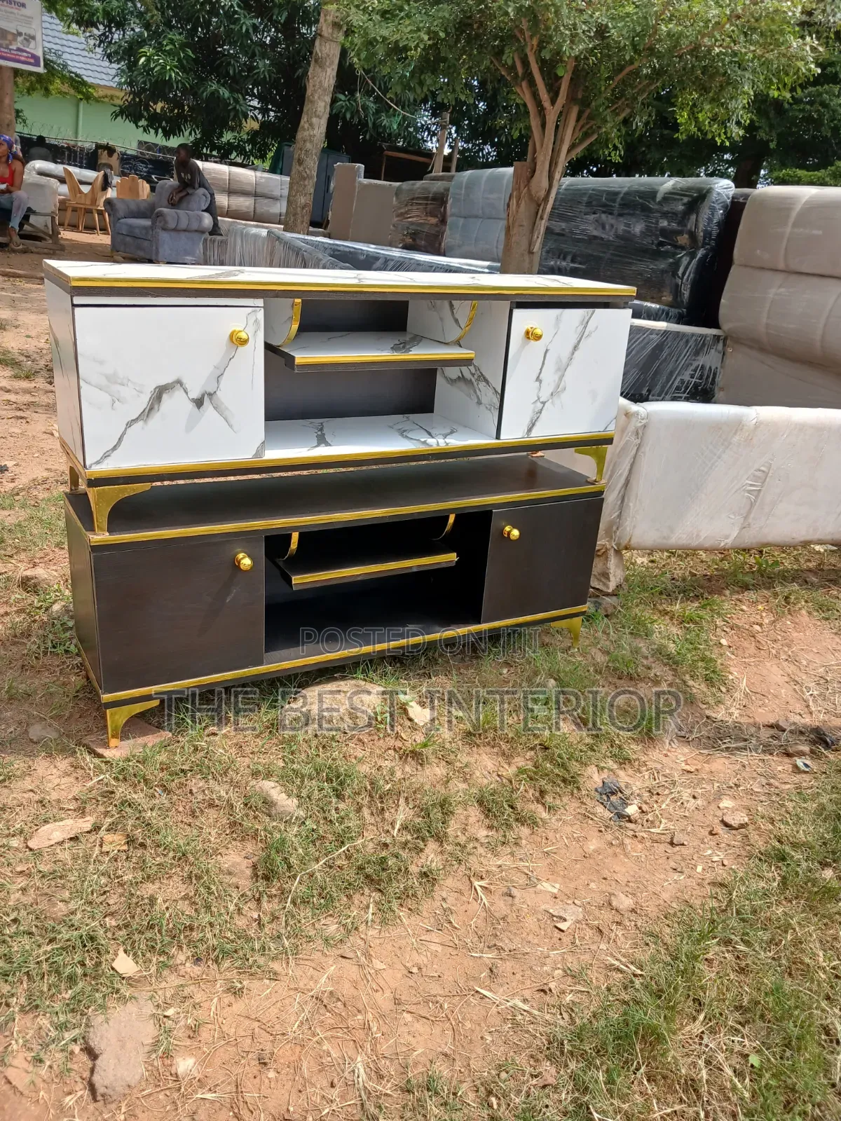 Simple Modern TV Console – Stylish & Affordable
