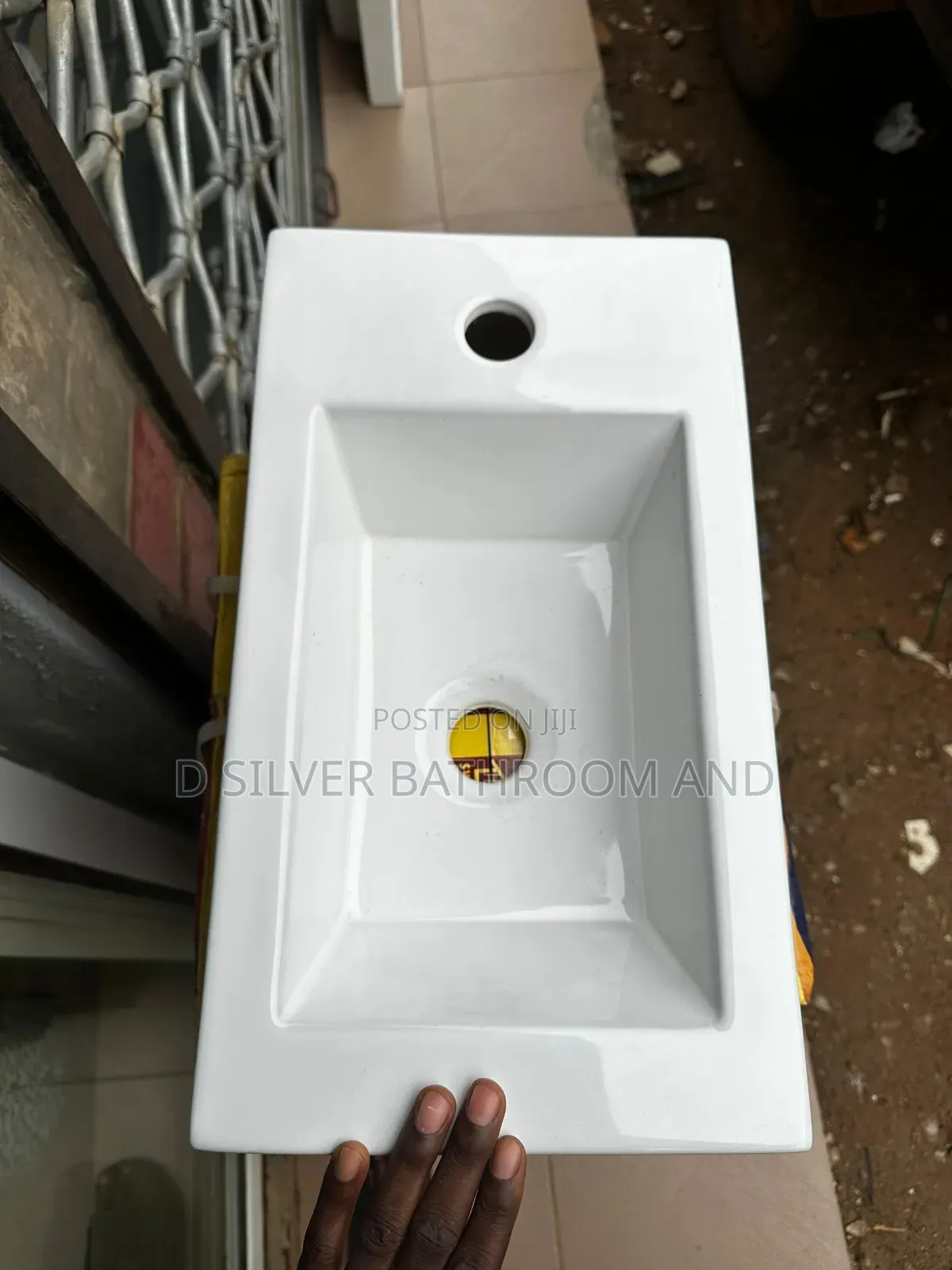 High Quality Hanging Cabinet Wash Hand Basin