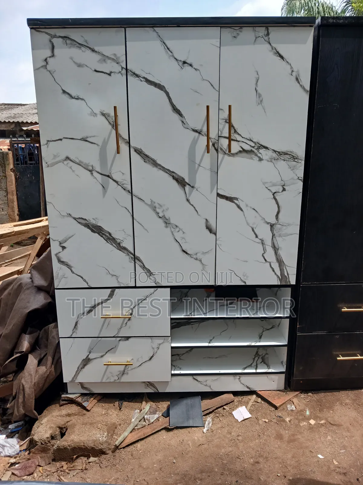 Strong & Durable Wardrobe – Premium Quality, Modern Design