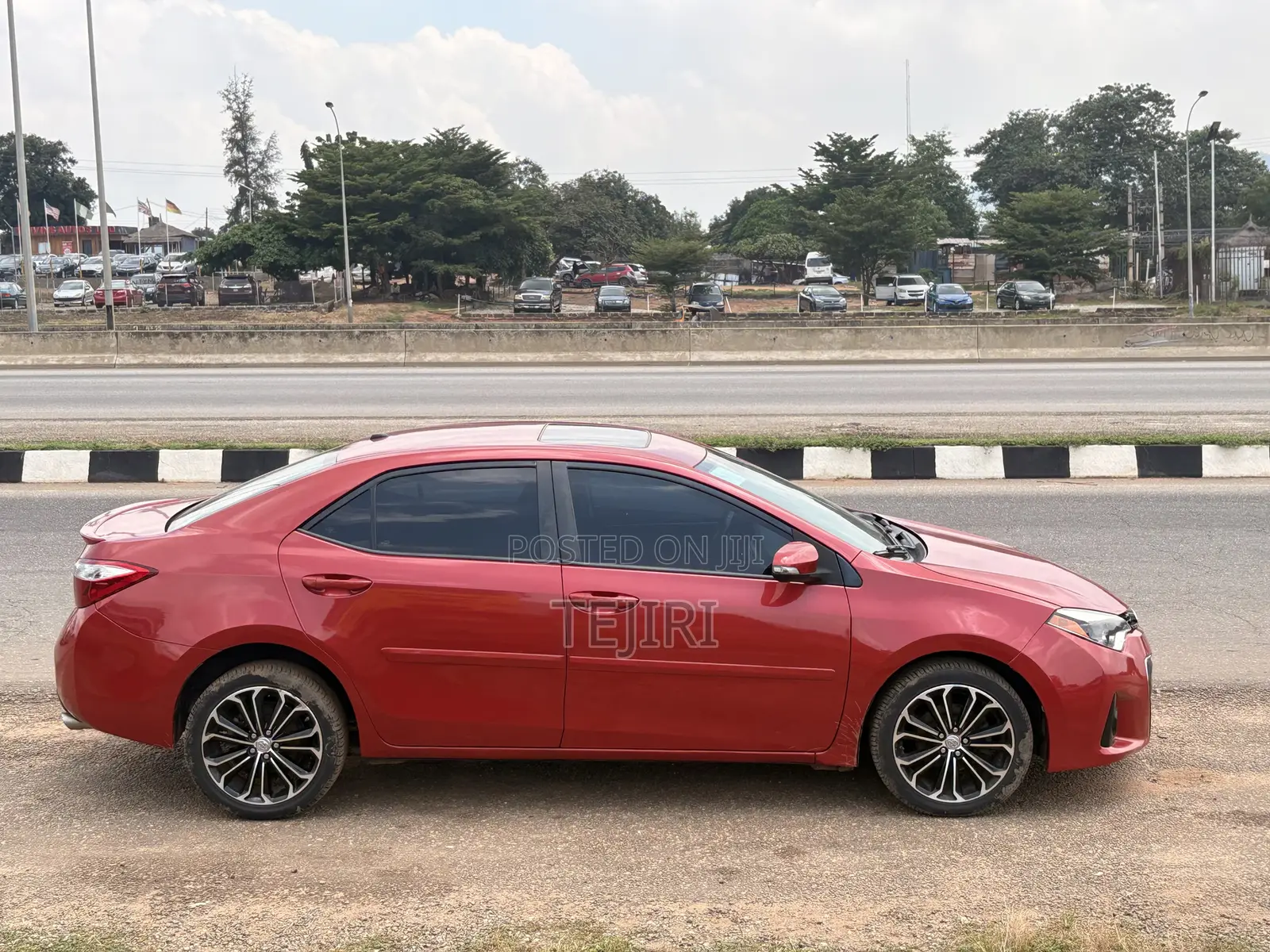 Toyota Corolla S 4dr Sedan (1.8L 4cyl CVT) 2014 Red