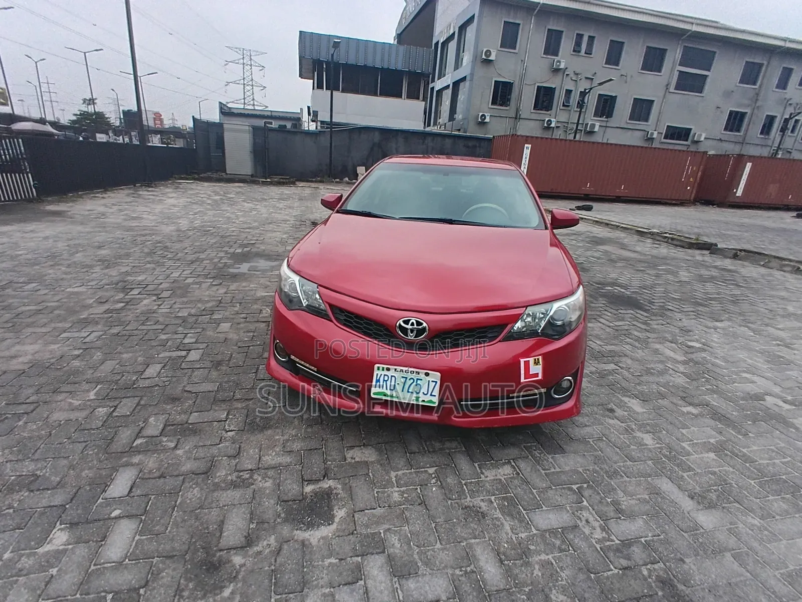 Toyota Camry SE 4dr Sedan (2.5L 4cyl 6A) 2013 Red