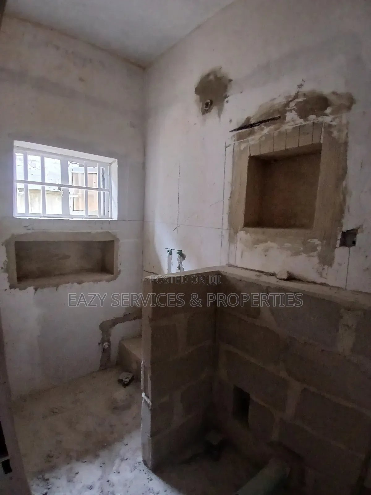 11bdrm Duplex in Ado / Ajah for rent