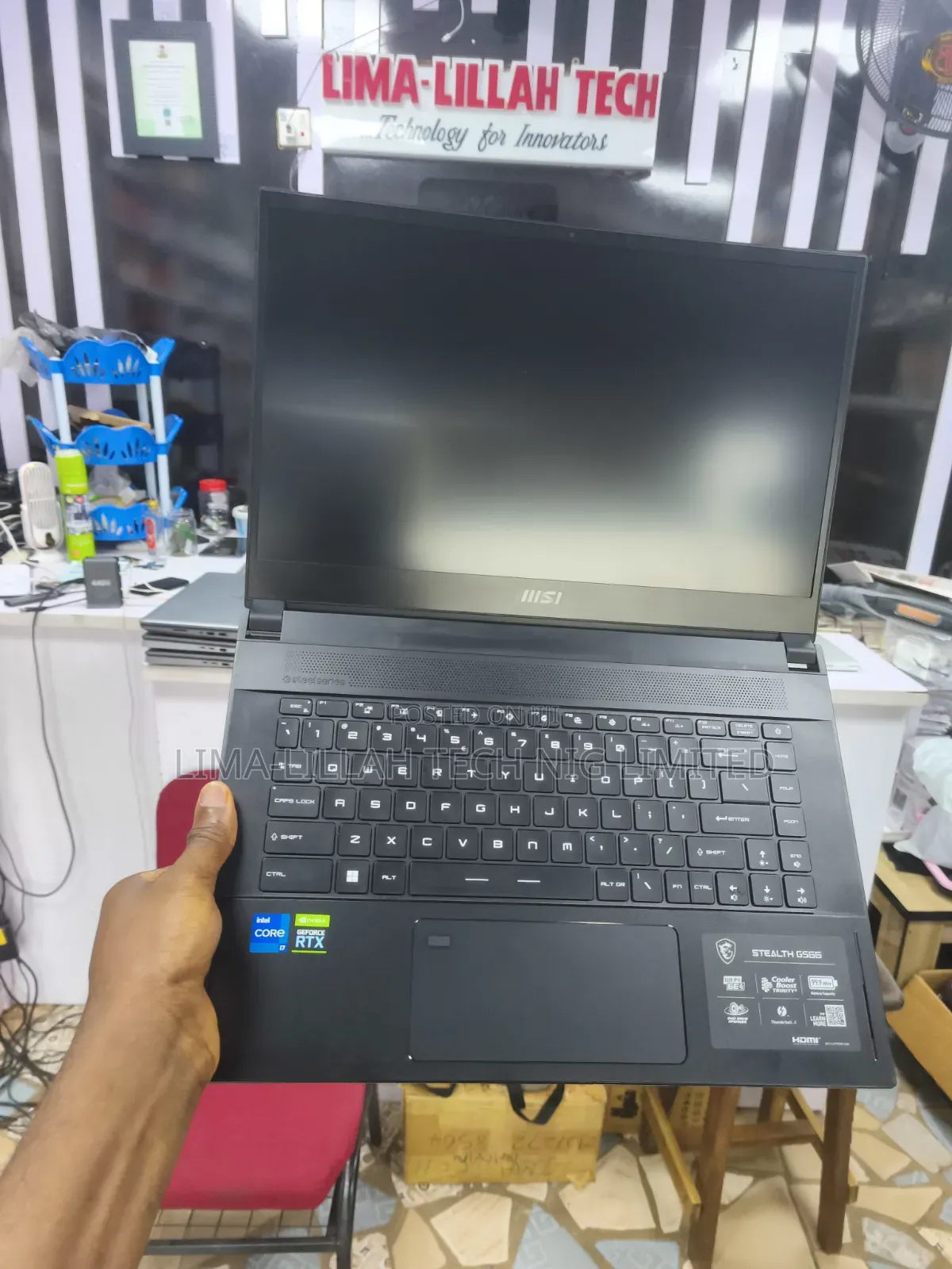 Laptop MSI GS66 Stealth 12UHS 32GB Intel Core i7 SSD 1T