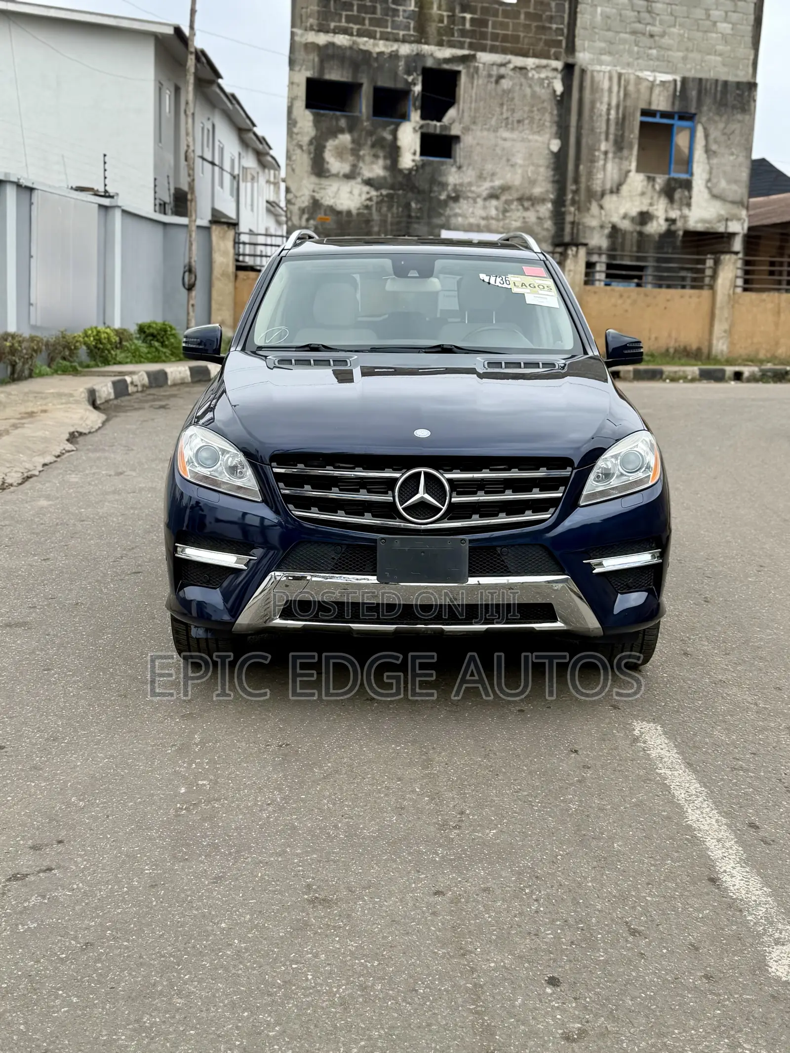 Mercedes-Benz M Class ML350 4MATIC 4dr SUV AWD (3.5L 6cyl 7A) 2014 Blue
