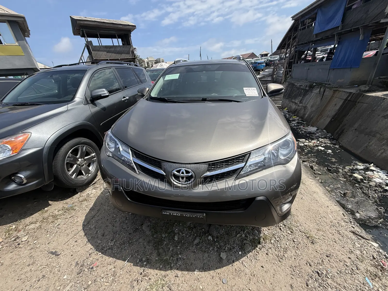 Toyota RAV4 Limited 4dr SUV (2.5L 4cyl 6A) 2015 Brown