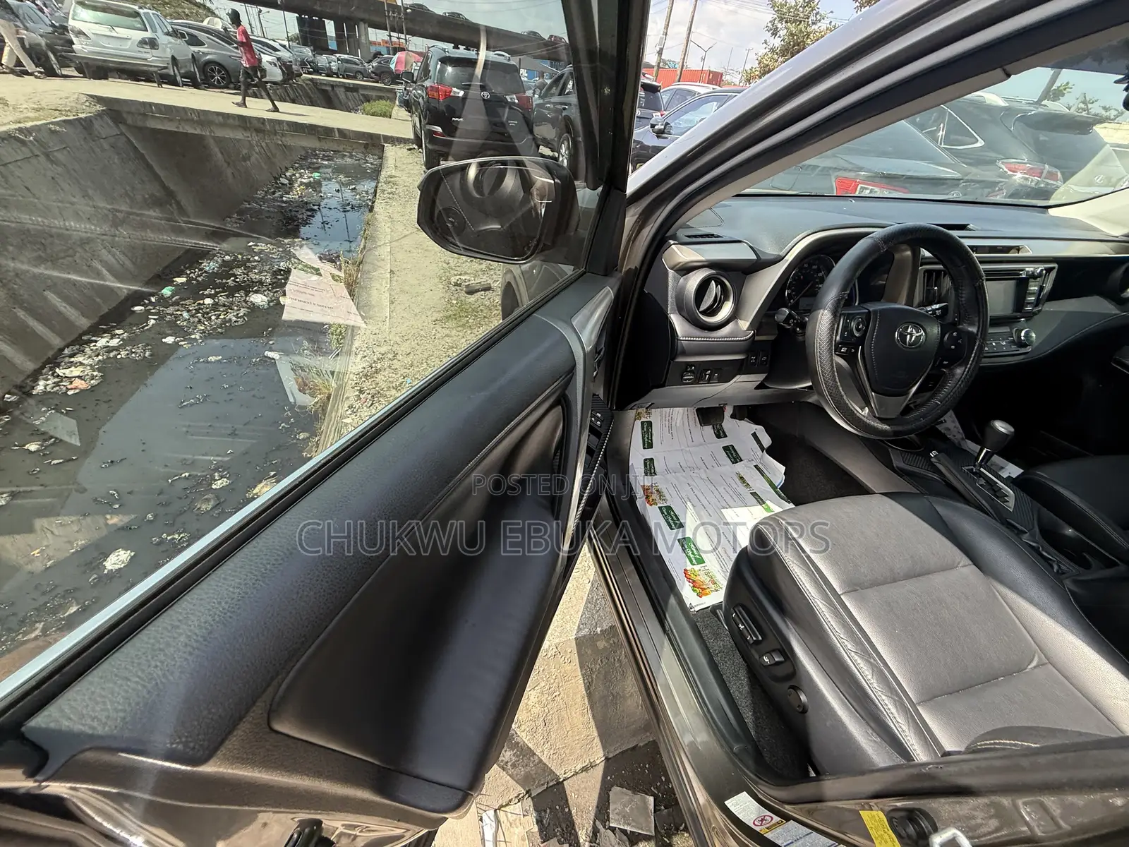 Toyota RAV4 Limited 4dr SUV (2.5L 4cyl 6A) 2015 Brown