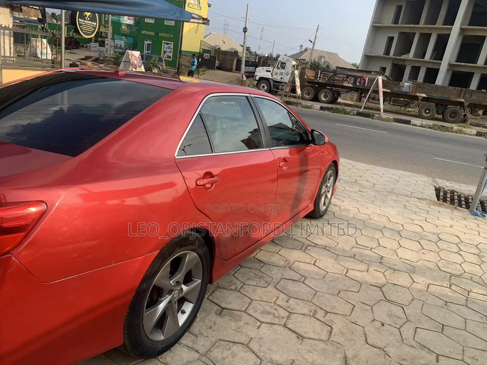 Toyota Camry SE 4dr Sedan (2.5L 4cyl 6A) 2013 Red