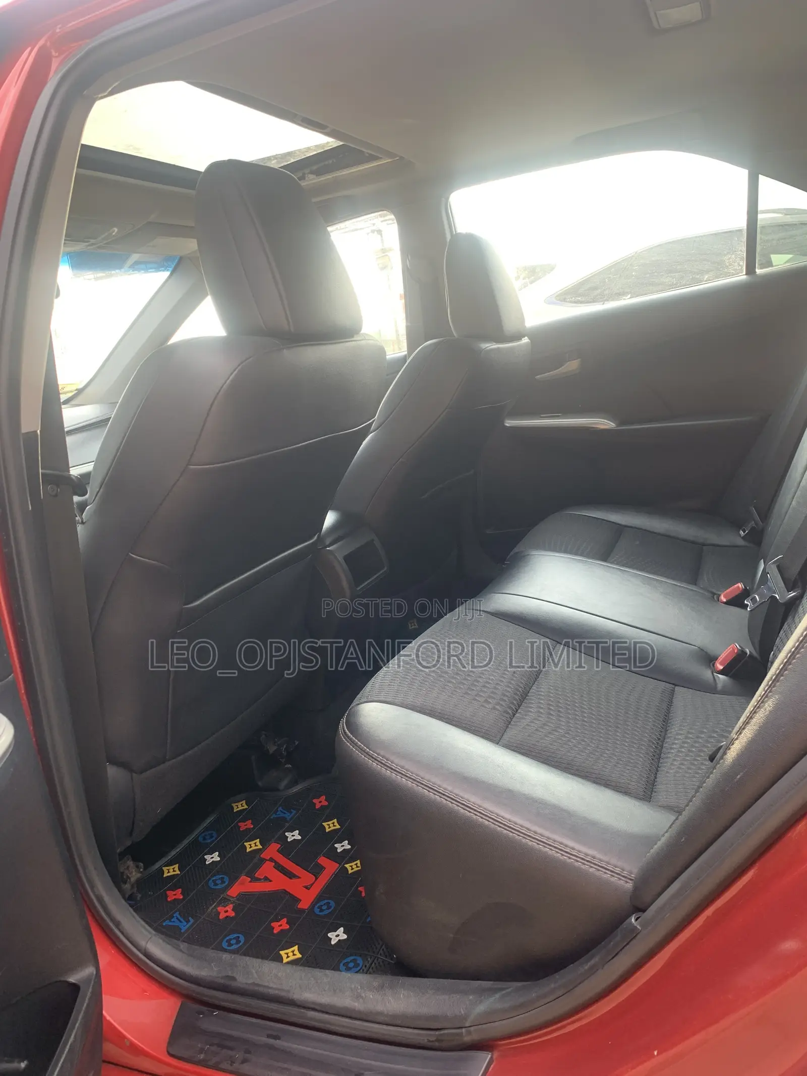 Toyota Camry SE 4dr Sedan (2.5L 4cyl 6A) 2013 Red