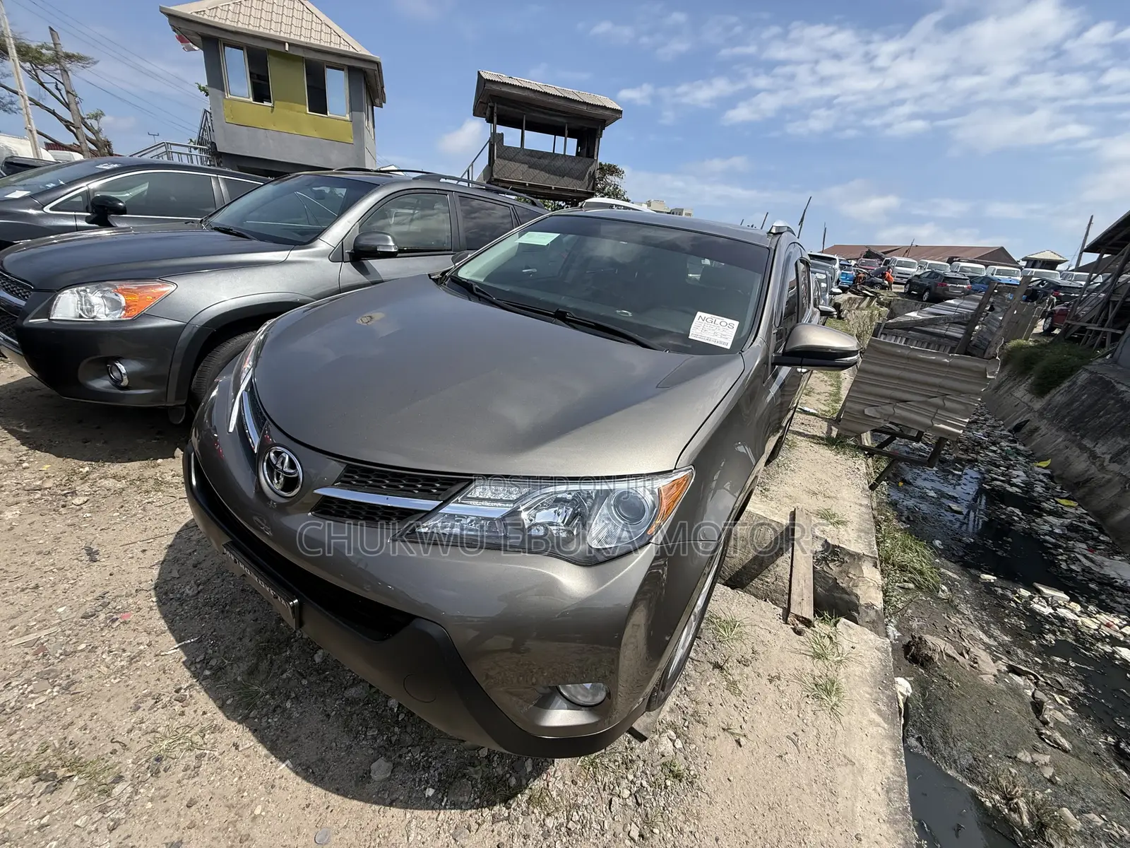 Toyota RAV4 Limited 4dr SUV (2.5L 4cyl 6A) 2015 Brown
