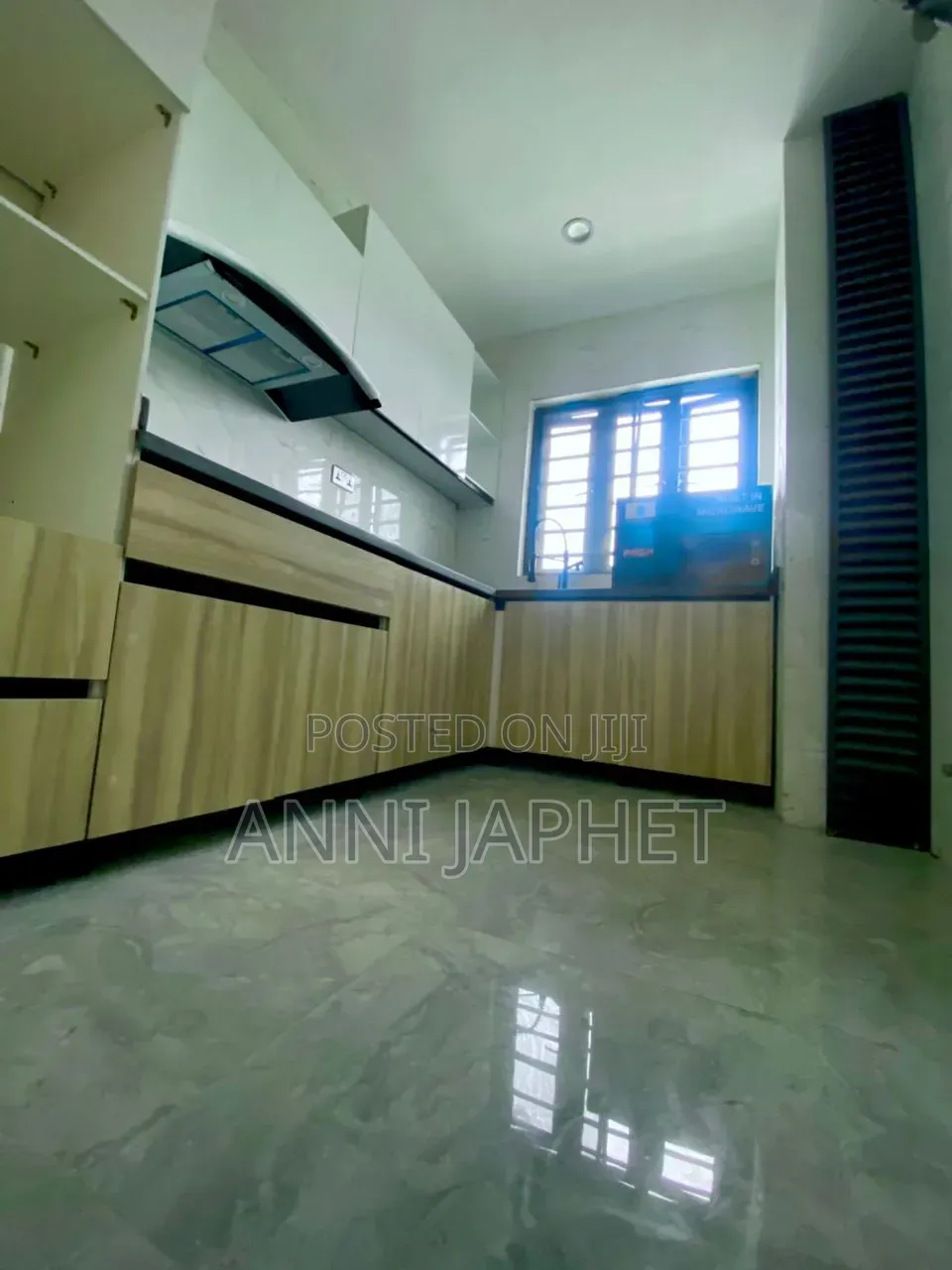 2bdrm Block of Flats for sale