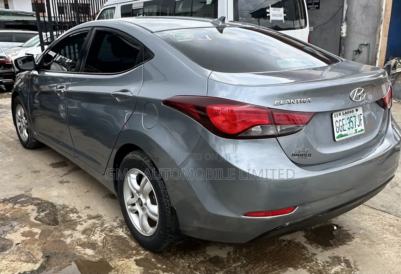 Hyundai Elantra SE 4dr Sedan (1.8L 4cyl 6A) 2014 Gray