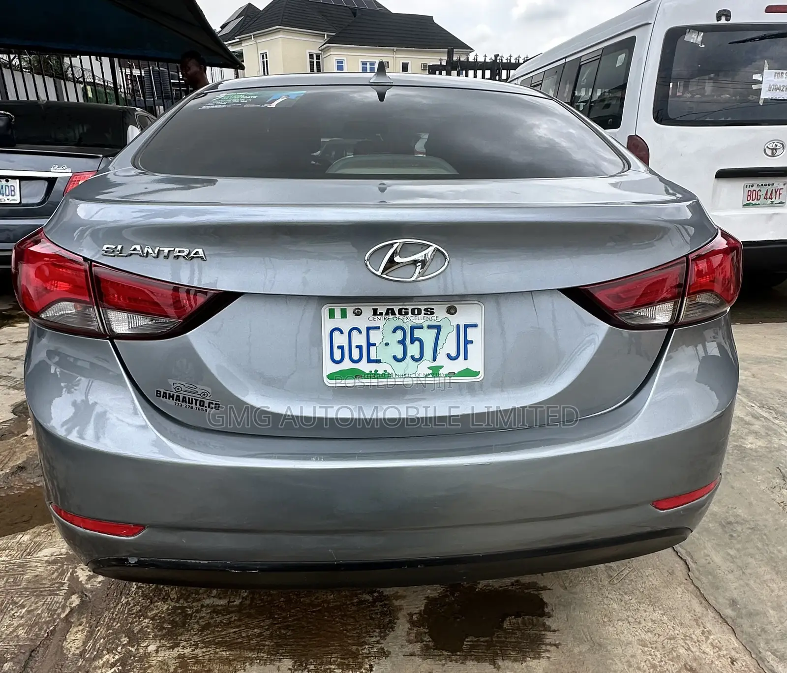 Hyundai Elantra SE 4dr Sedan (1.8L 4cyl 6A) 2014 Gray