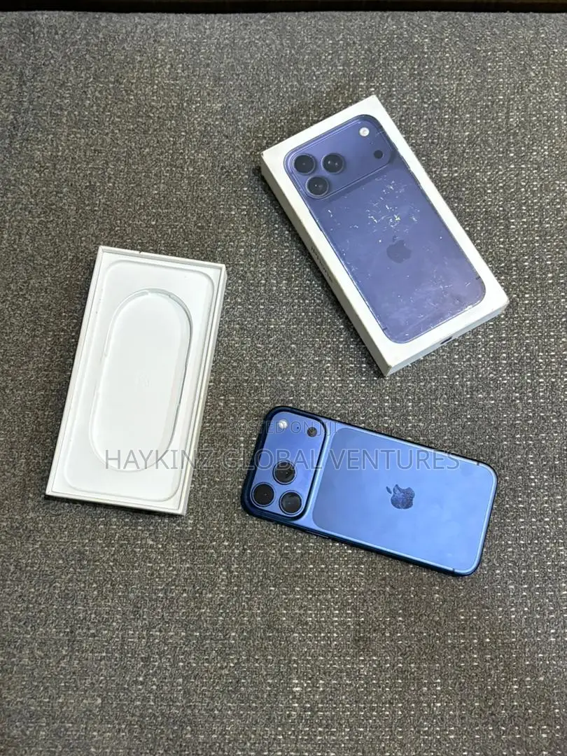 Apple iPhone 17 Pro Max 256 GB Blue