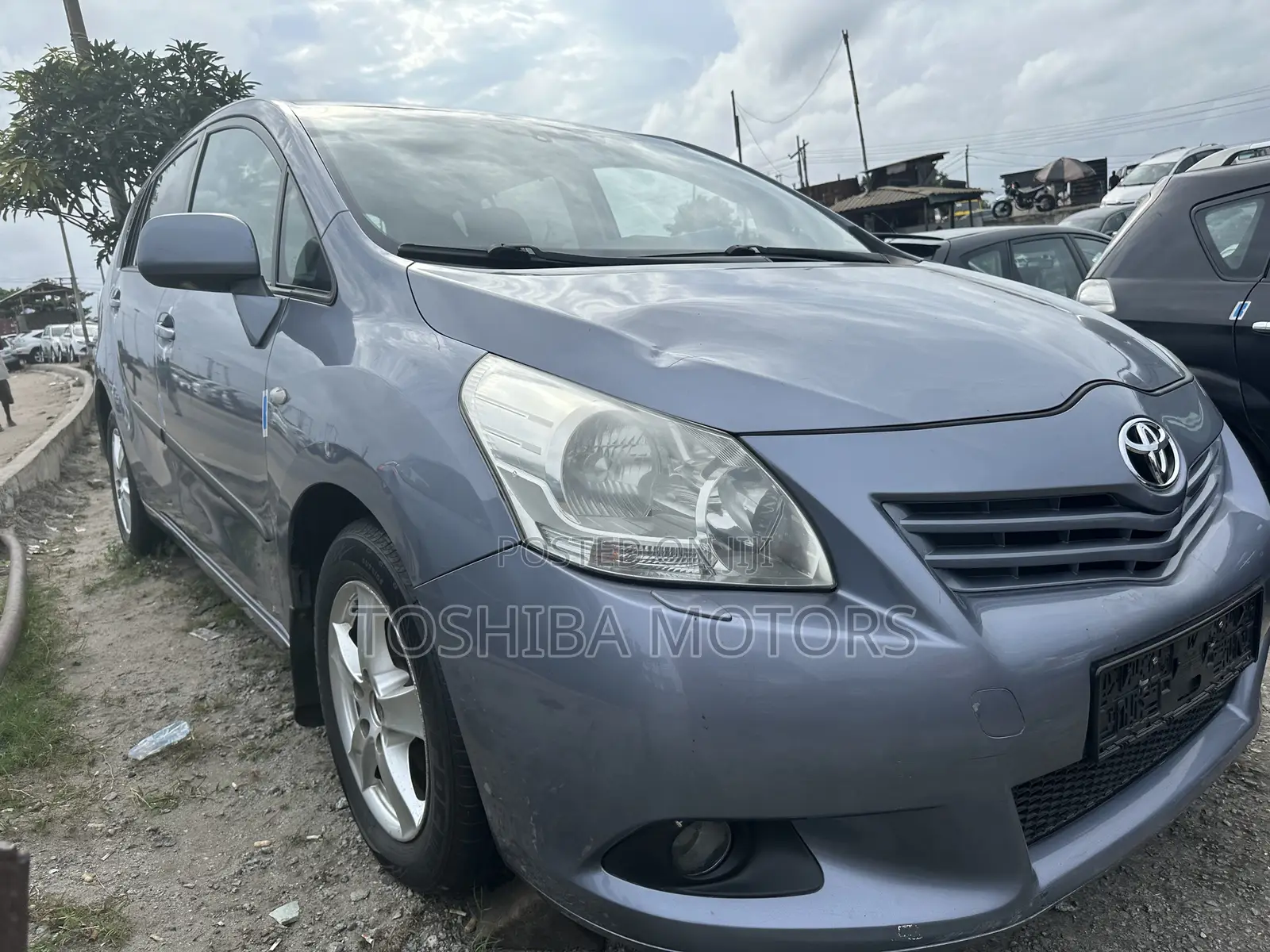 Toyota Verso 2018 Blue