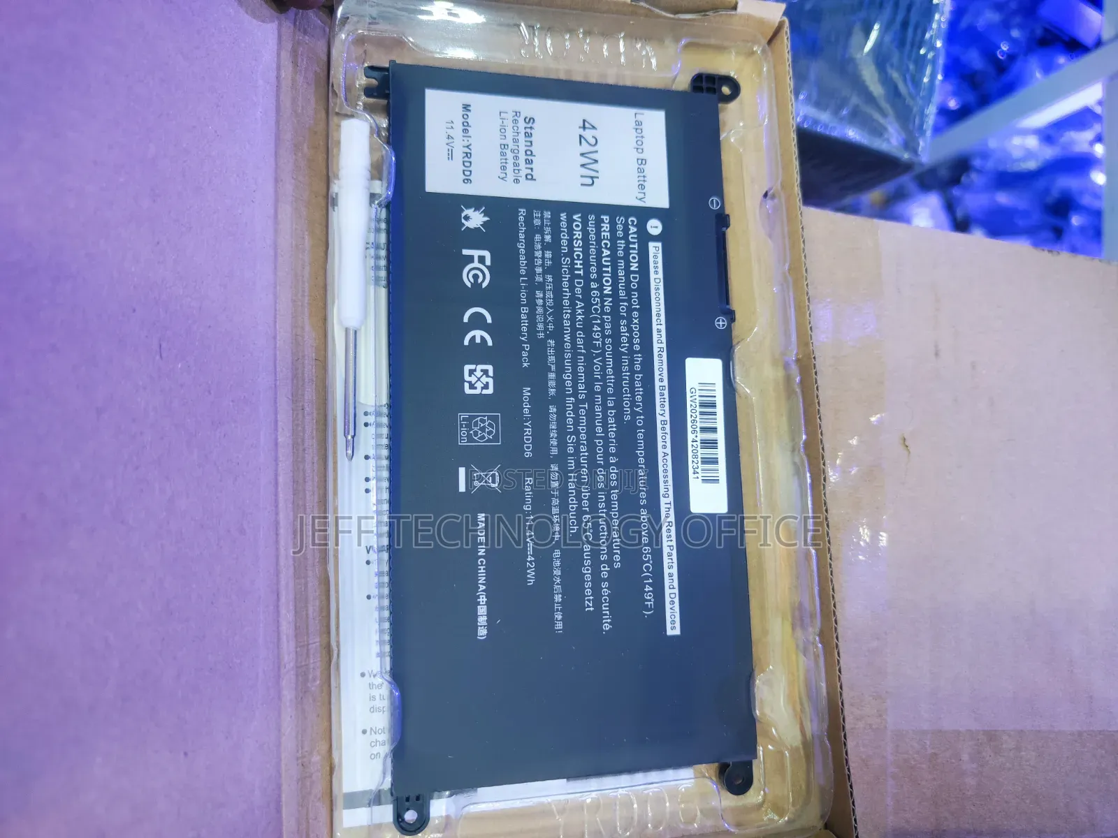 Genuine Dell YRDD6 Lithium-Ion Laptop Battery