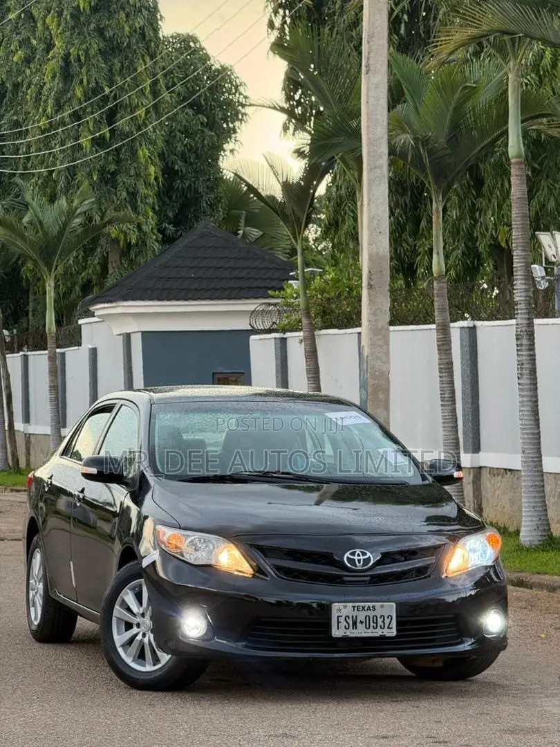 Toyota Camry 2013 Black