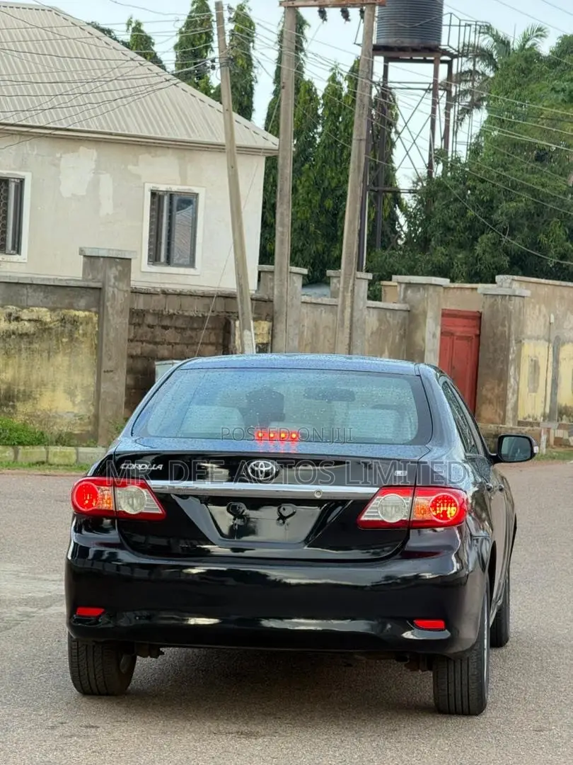 Toyota Camry 2013 Black